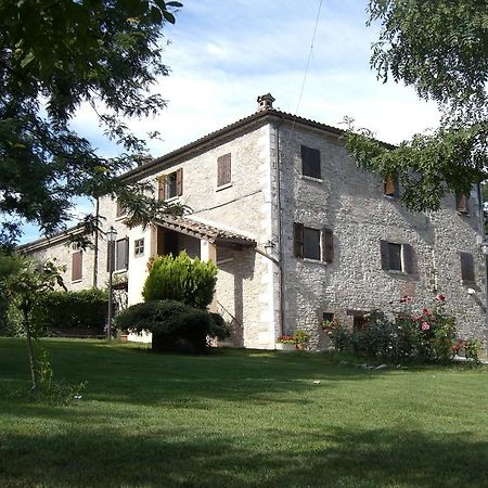 הוילה אורבניה Agriturismo Ca Serrantonio מראה חיצוני תמונה